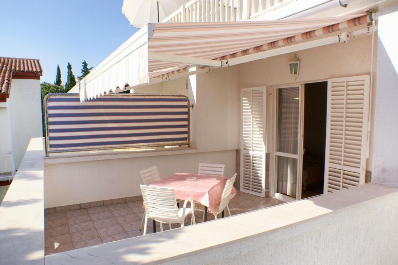 Apartments By The Sea Novalja, Pag - 4052 Bagian luar foto